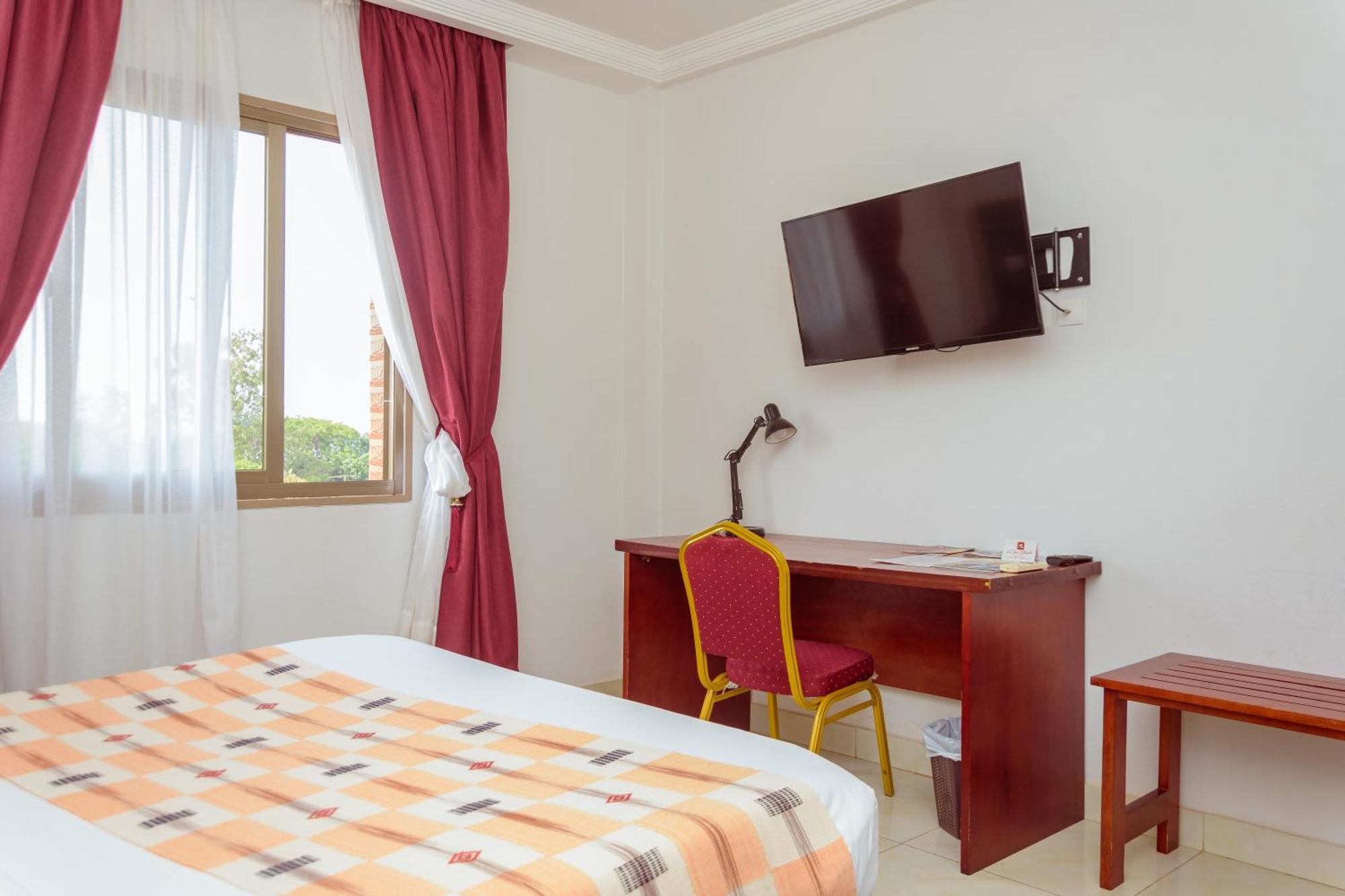 Hotel La Rose Blanche Korhogo Exteriér fotografie