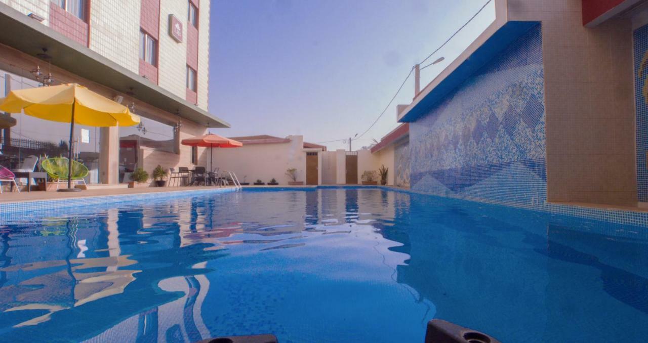Hotel La Rose Blanche Korhogo Exteriér fotografie